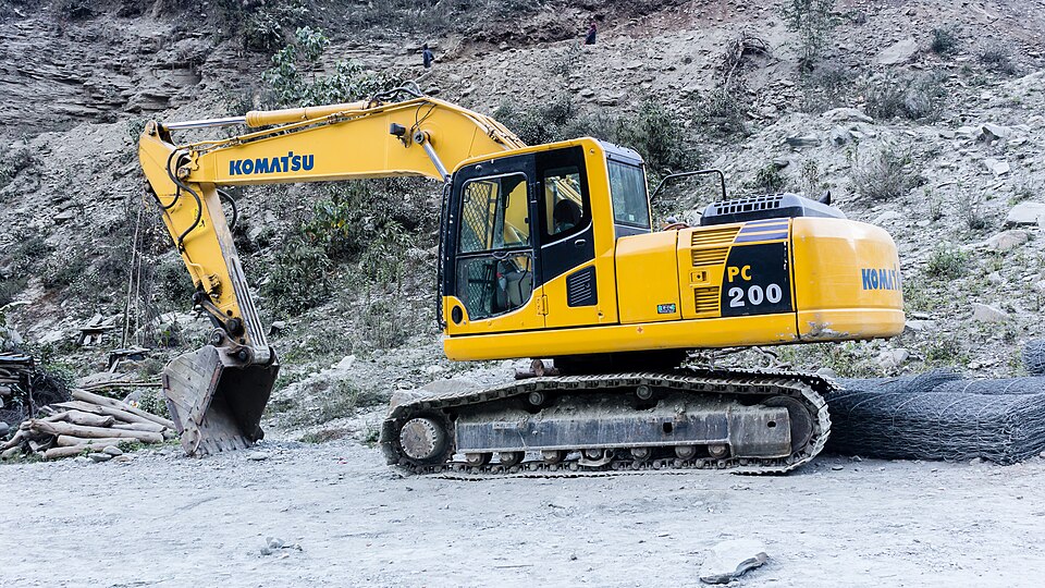 Komatsu PC200